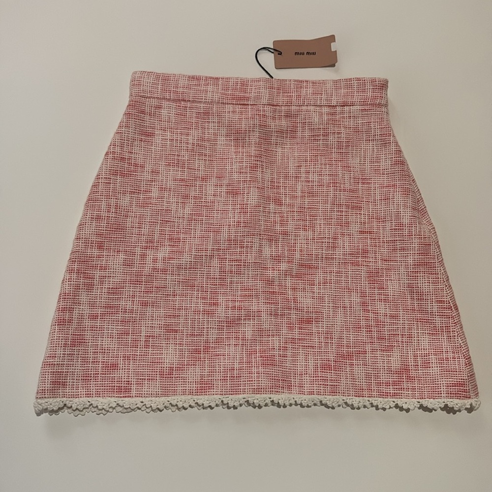 Miu Miu 2019 Tweed Coral Mini Skirt Size 4 NWT